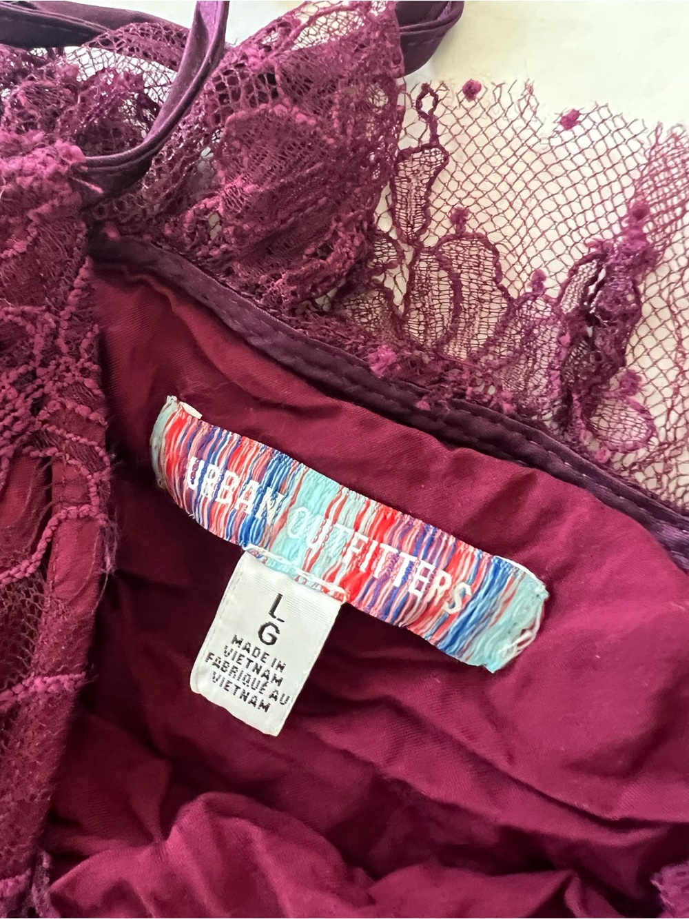 Urban Outfitters Burgundy Lace Mini Dress Size Large - Picture 5 of 6